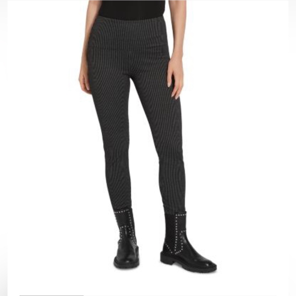 LYSSÉ
Lyssé Cotton Printed Stretch Leggings